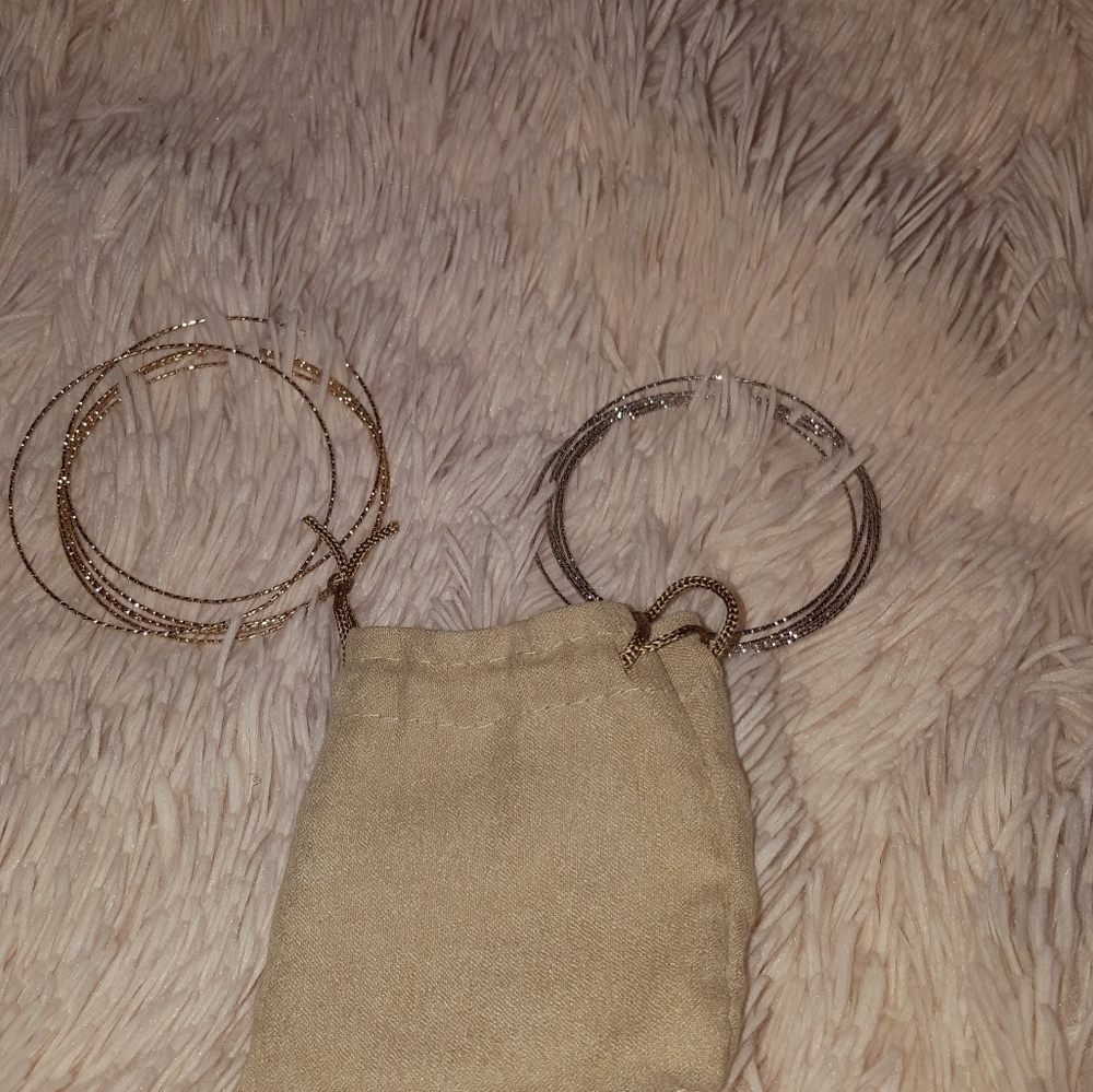 bracelets - Picture 4 of 4